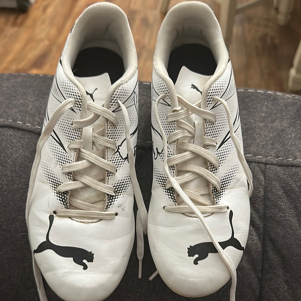 Puma White and Black Soccer Cleats